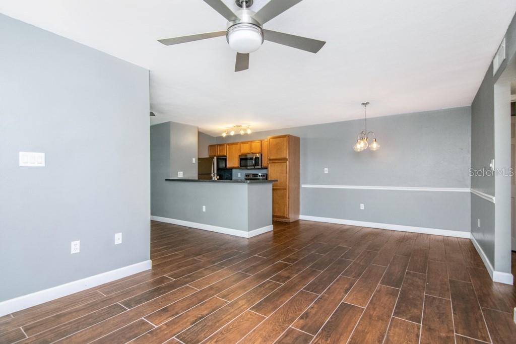 214 LAKE PARSONS GRN #208, BRANDON, FL, 33511