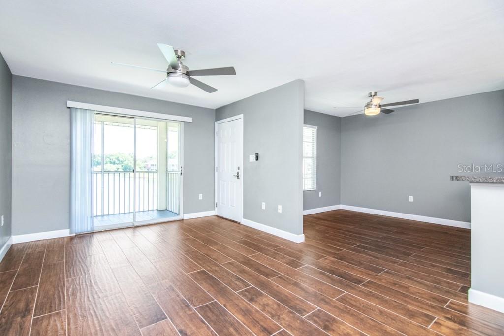 214 LAKE PARSONS GRN #208, BRANDON, FL, 33511