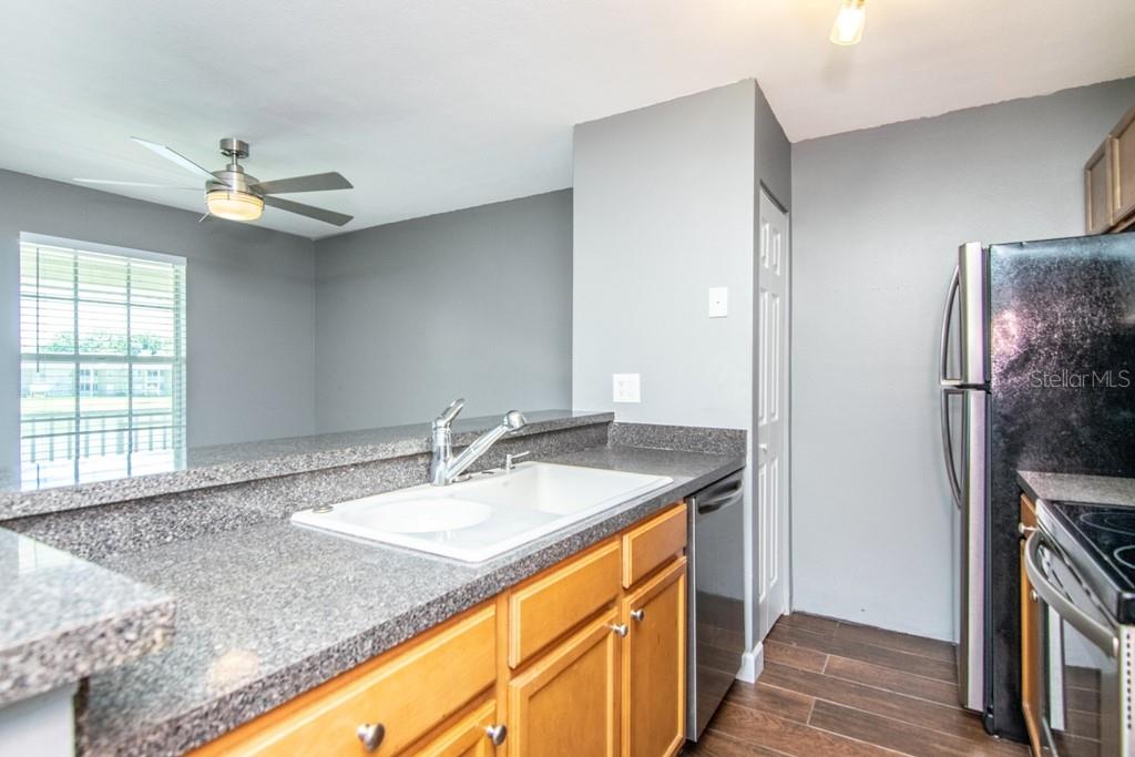 214 LAKE PARSONS GRN #208, BRANDON, FL, 33511