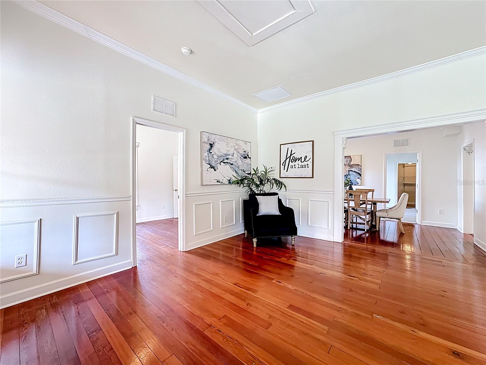 1148 N GRANDVIEW ST, MOUNT DORA, FL, 32757