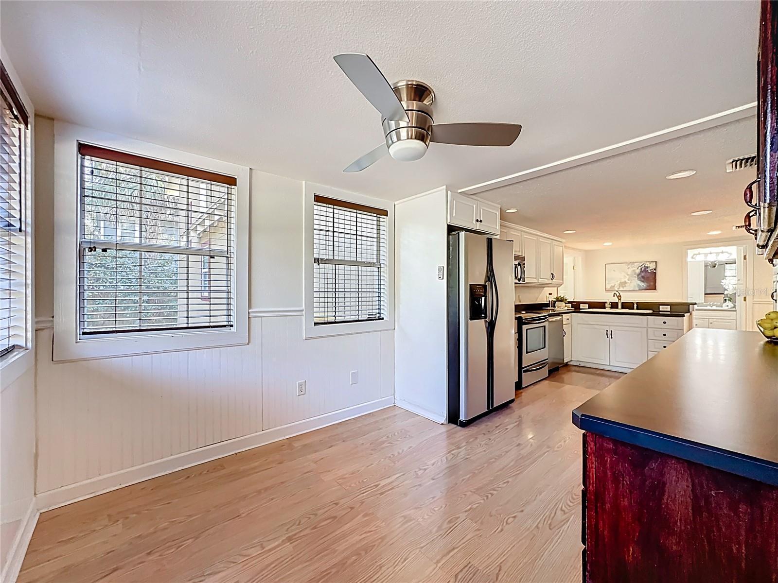 1148 N GRANDVIEW ST, MOUNT DORA, FL, 32757