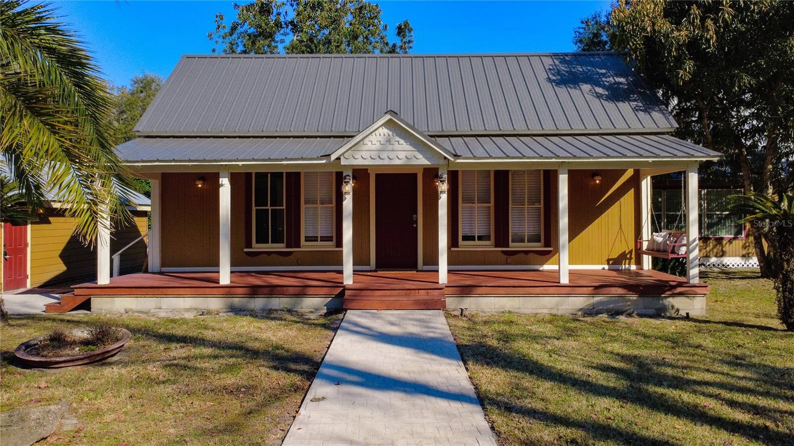1148 N GRANDVIEW ST, MOUNT DORA, FL, 32757