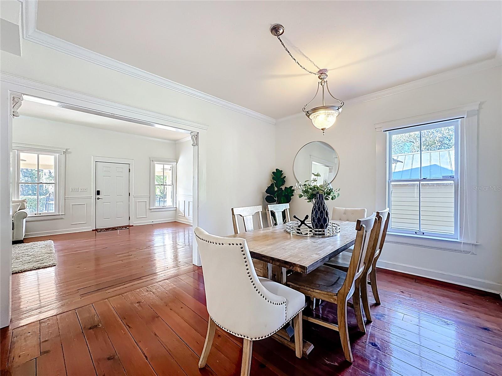 1148 N GRANDVIEW ST, MOUNT DORA, FL, 32757