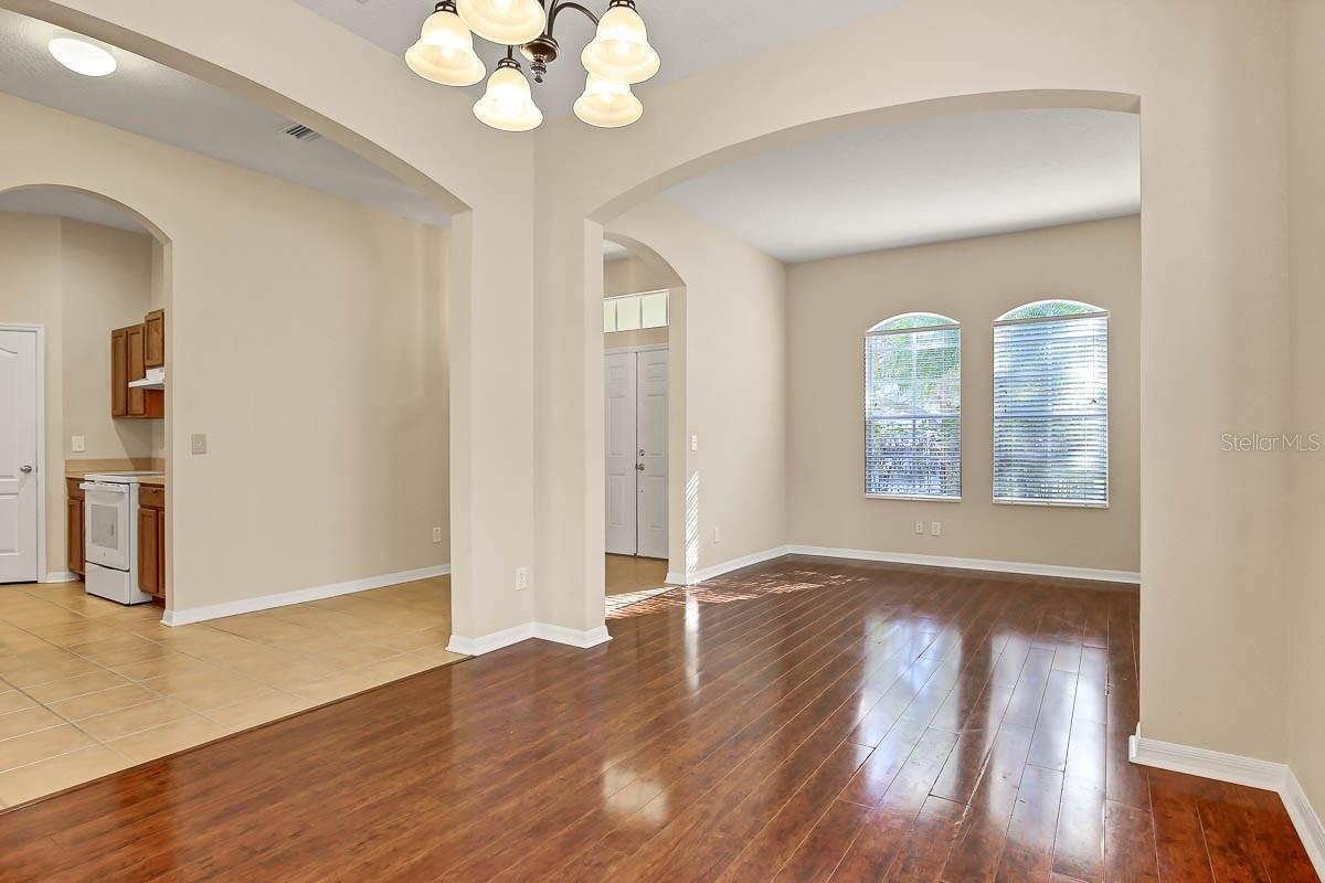 16326 BRIDGELAWN AVE, LITHIA, FL, 33547