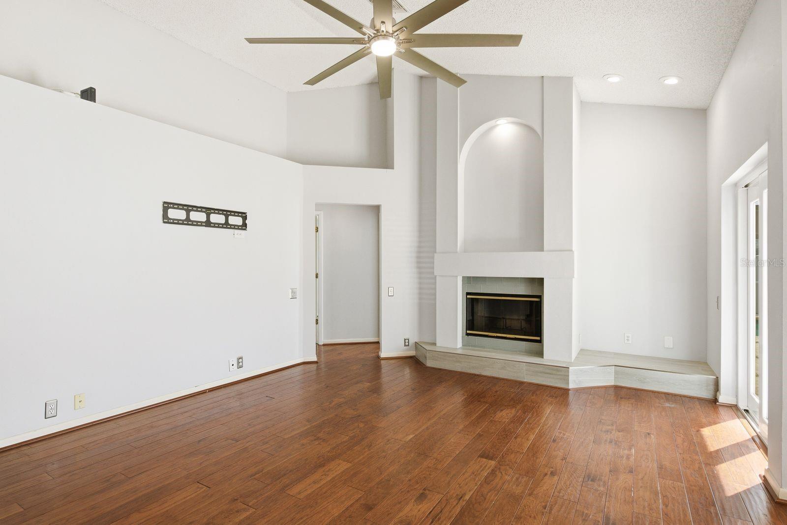 1748 HERMIT THRUSH CIR, PALM HARBOR, FL, 34683