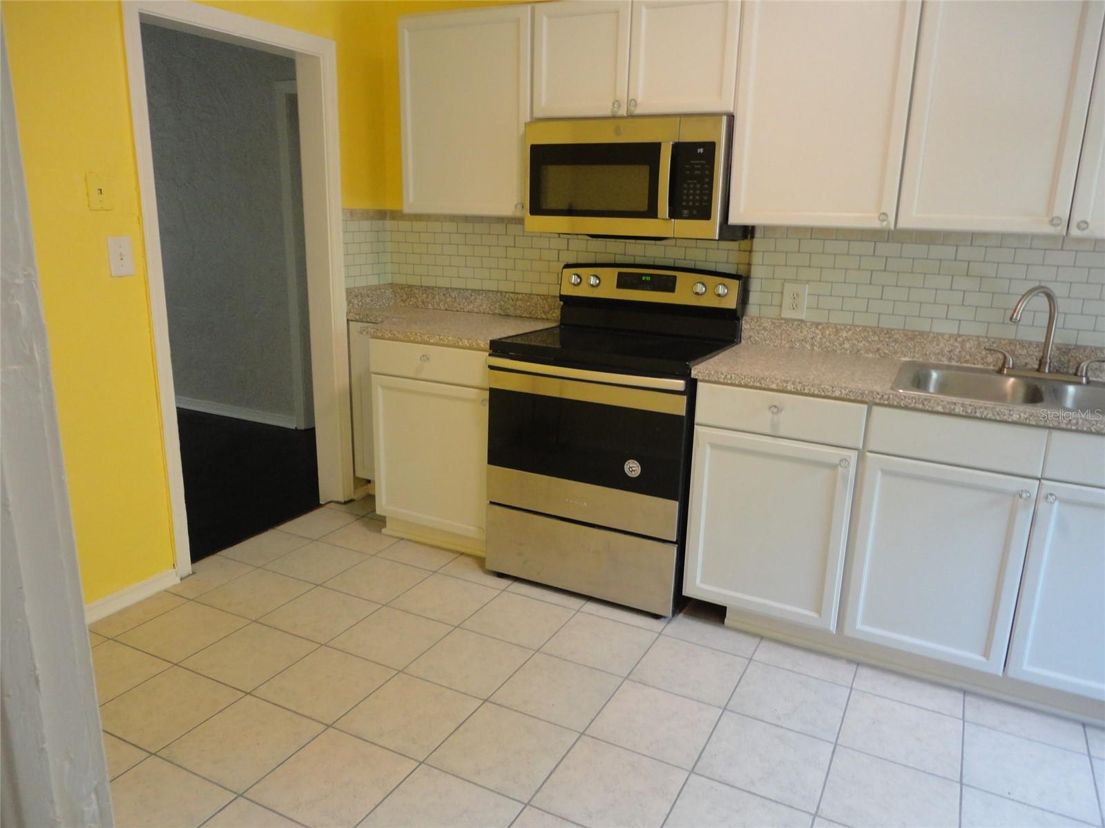 1334 NE 1ST AVE, GAINESVILLE, FL, 32641