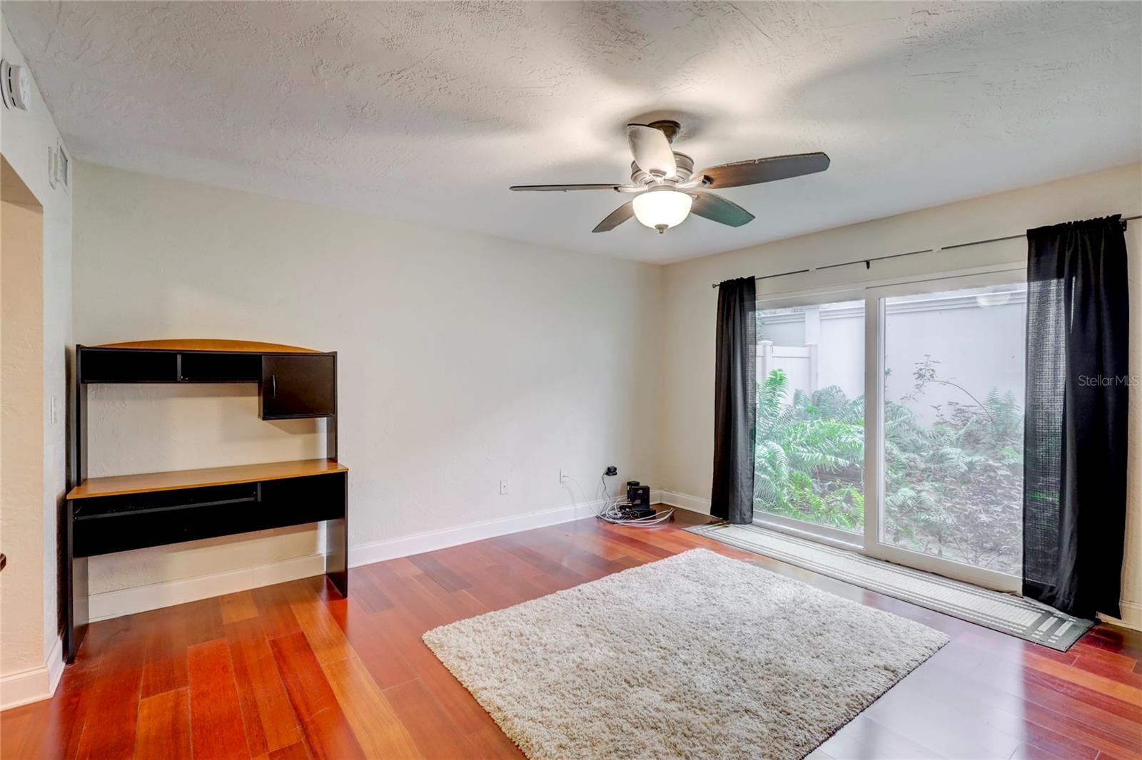 210 5TH AVE S #107, ST PETERSBURG, FL, 33701