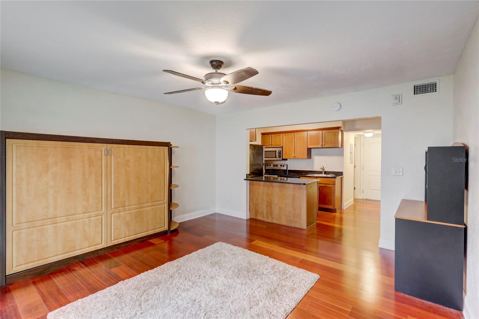 210 5TH AVE S #107, ST PETERSBURG, FL, 33701