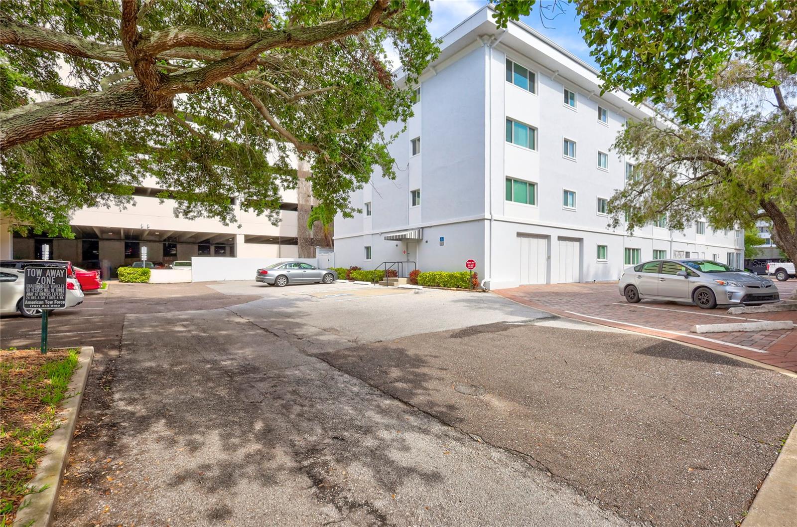 210 5TH AVE S #107, ST PETERSBURG, FL, 33701