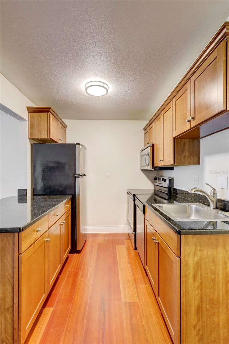 210 5TH AVE S #107, ST PETERSBURG, FL, 33701