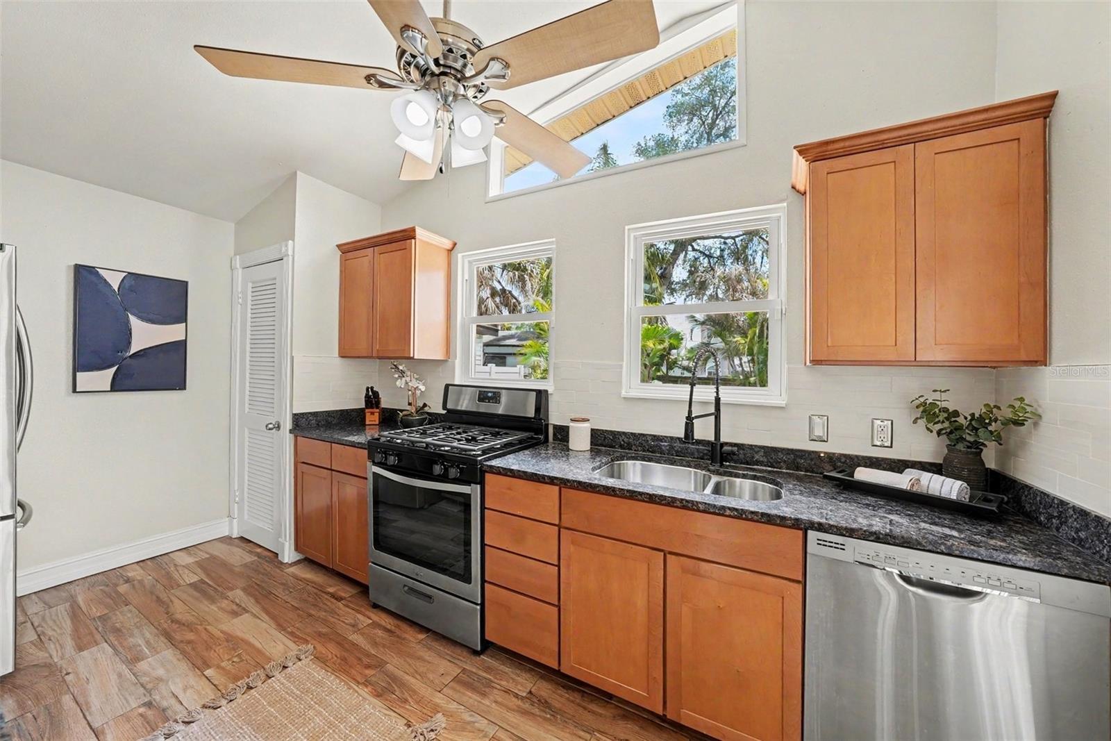204 W JEAN ST, TAMPA, FL, 33604