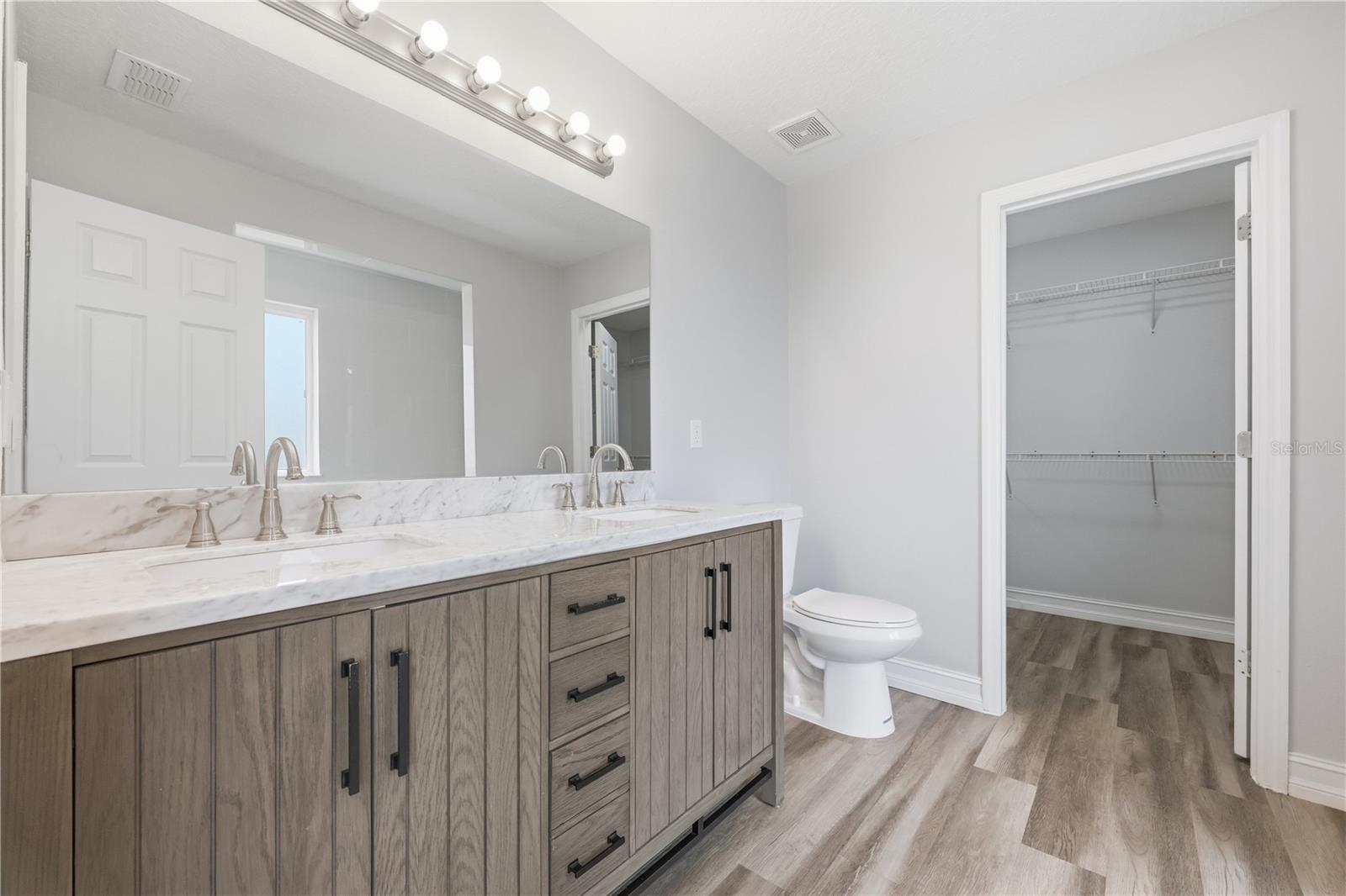 OAK LNDG, ORLANDO, FL, 32818