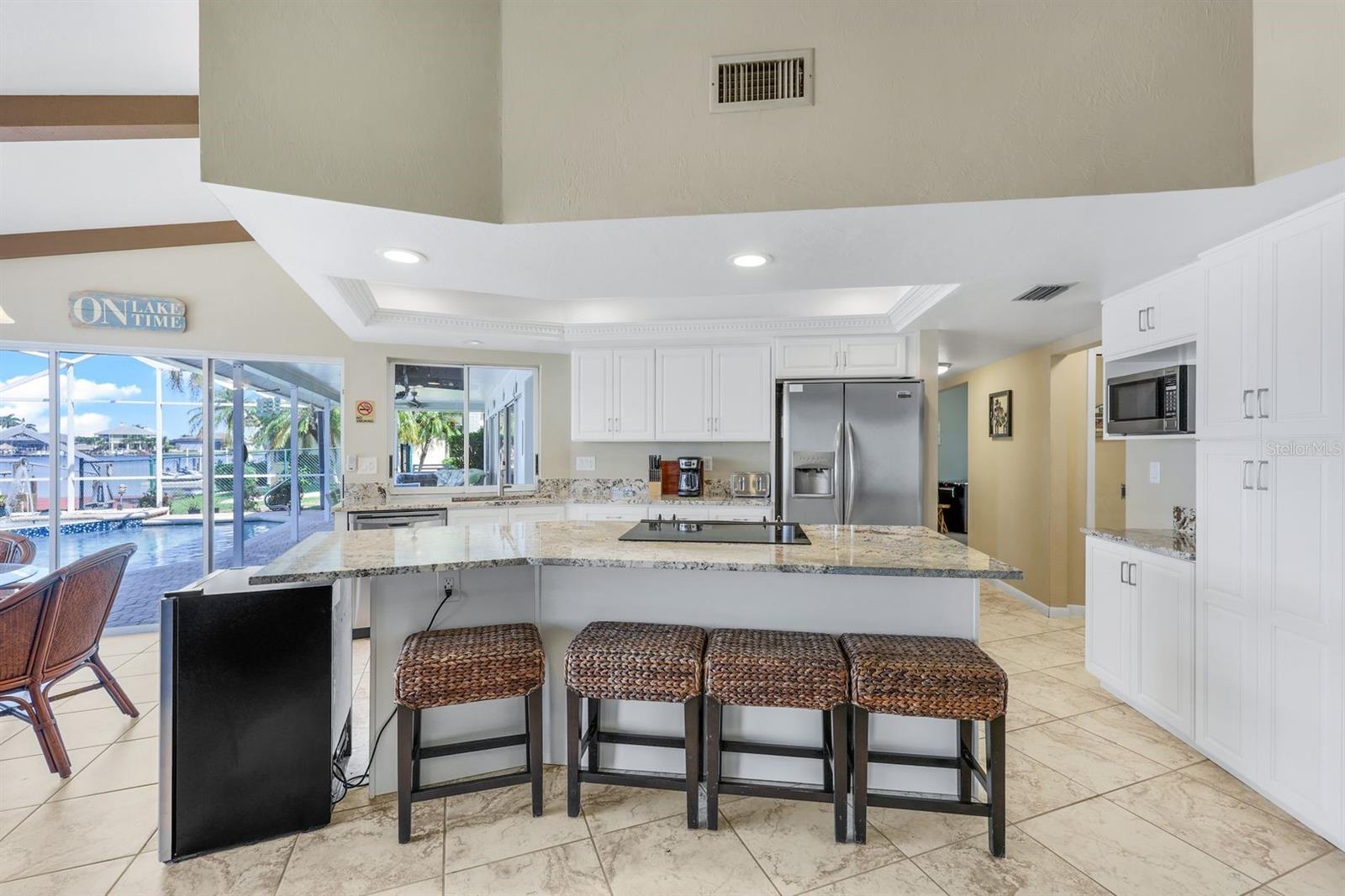 719 EL DORADO PKWY W, CAPE CORAL, FL, 33914