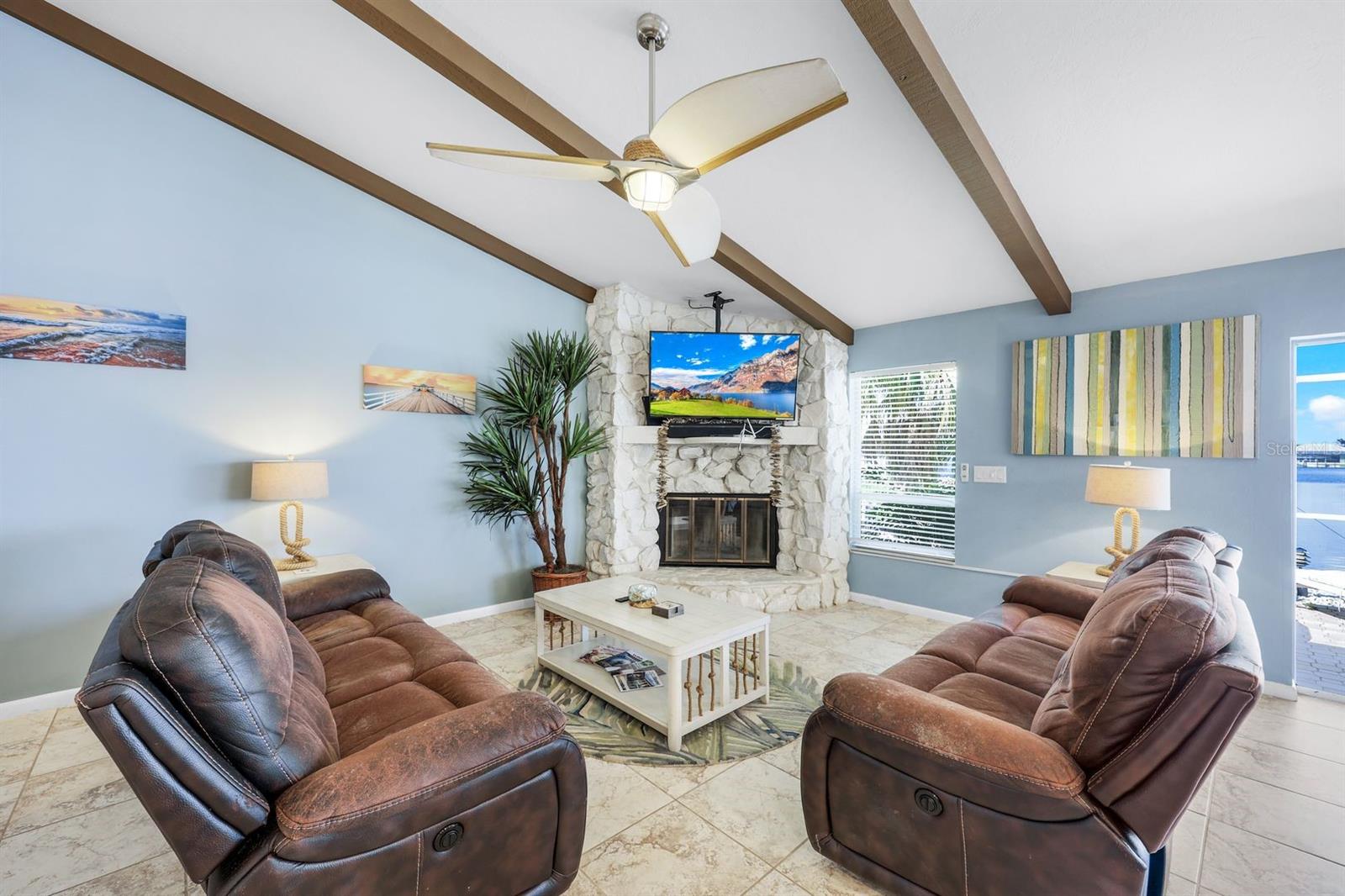 719 EL DORADO PKWY W, CAPE CORAL, FL, 33914