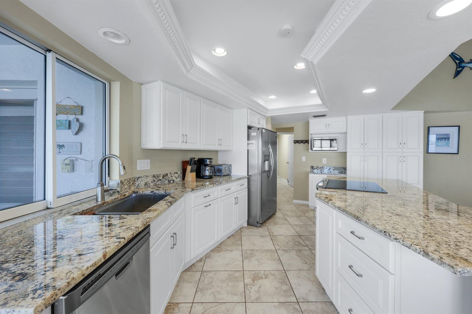 719 EL DORADO PKWY W, CAPE CORAL, FL, 33914