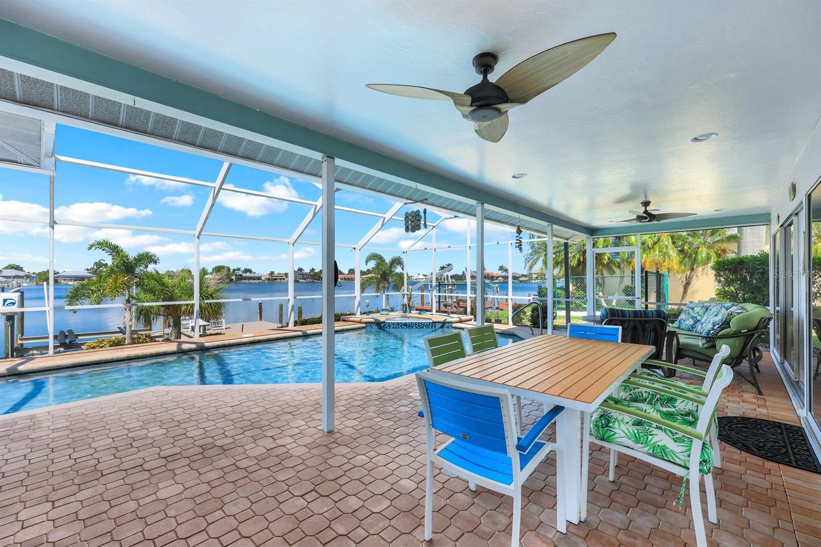 719 EL DORADO PKWY W, CAPE CORAL, FL, 33914