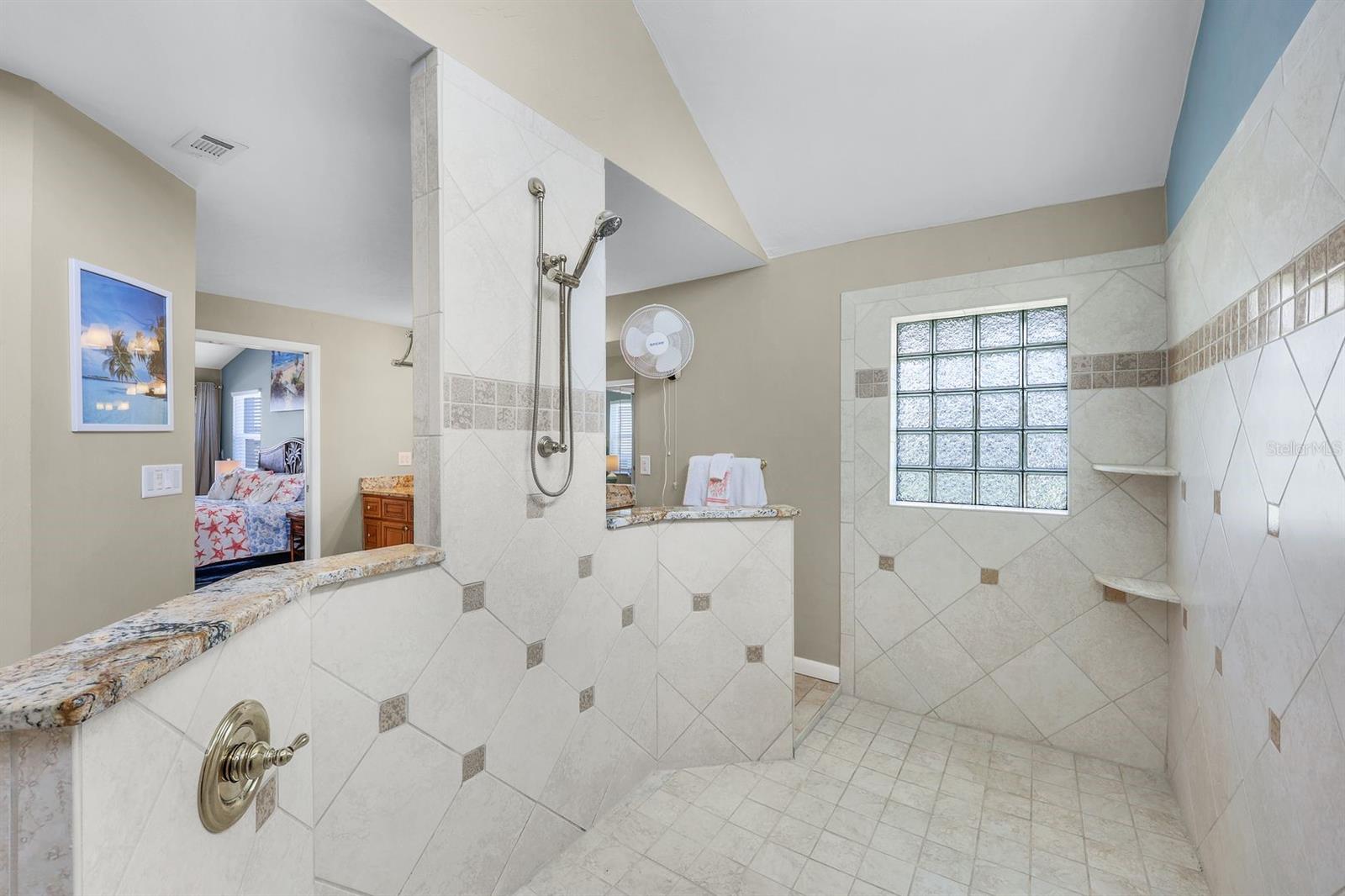 719 EL DORADO PKWY W, CAPE CORAL, FL, 33914