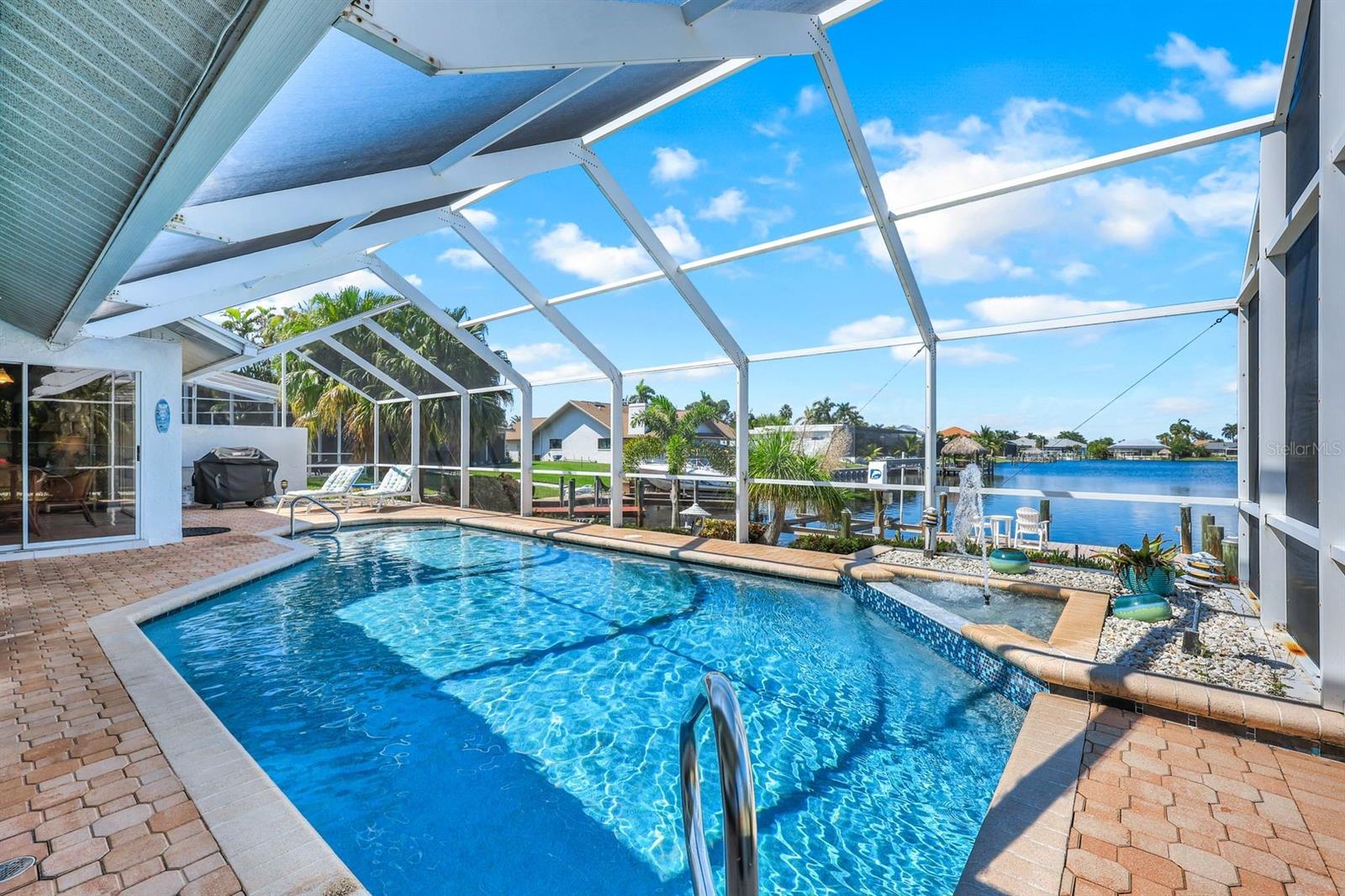 719 EL DORADO PKWY W, CAPE CORAL, FL, 33914