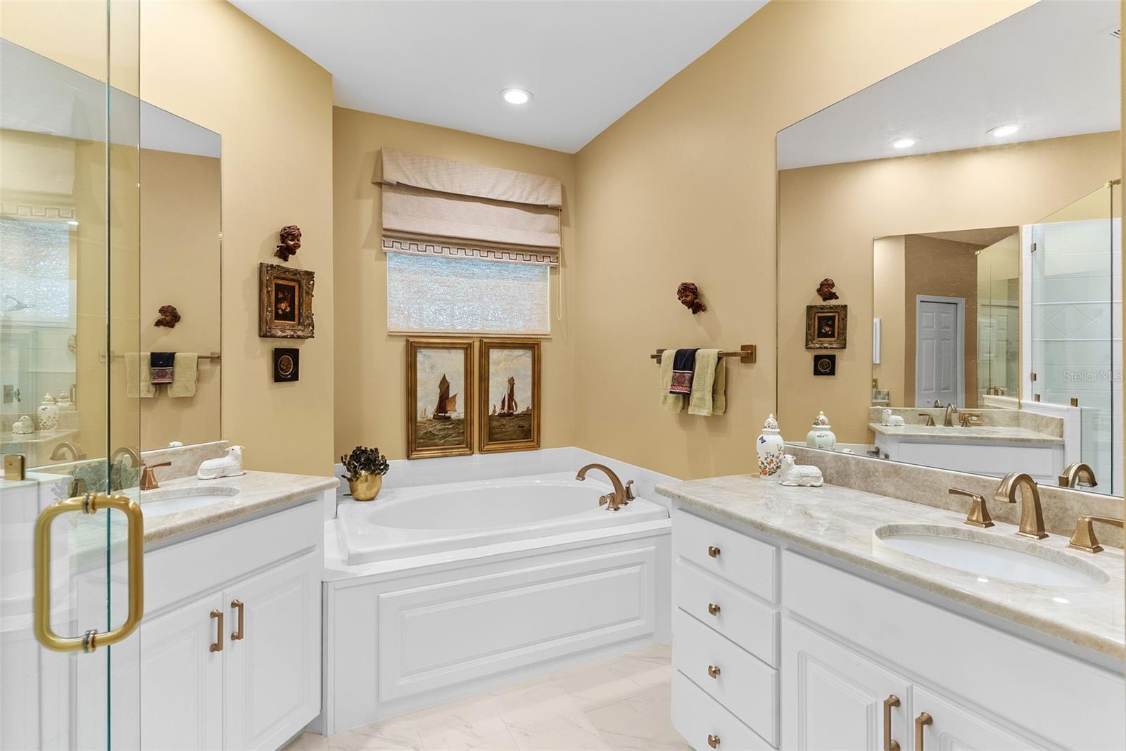 564 GRASSLANDS VILLAGE CIR, LAKELAND, FL, 33803