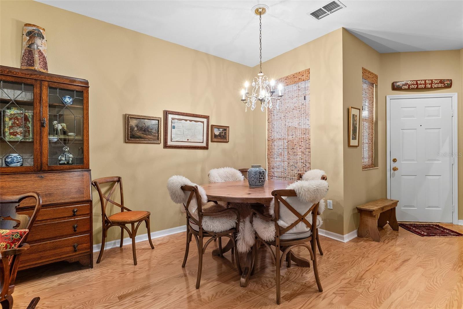 564 GRASSLANDS VILLAGE CIR, LAKELAND, FL, 33803