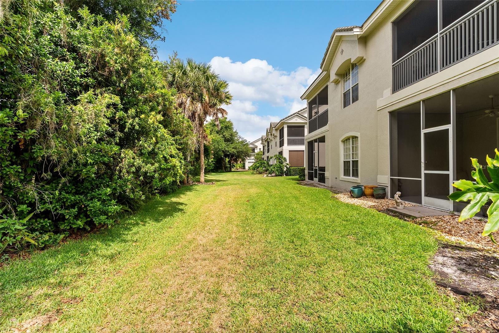 564 GRASSLANDS VILLAGE CIR, LAKELAND, FL, 33803