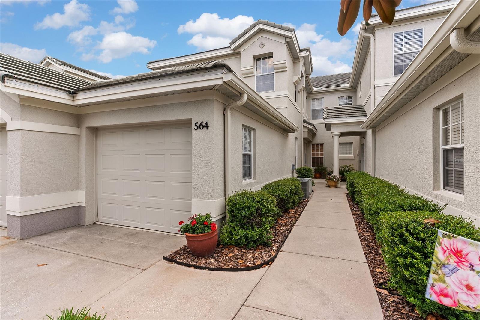 564 GRASSLANDS VILLAGE CIR, LAKELAND, FL, 33803