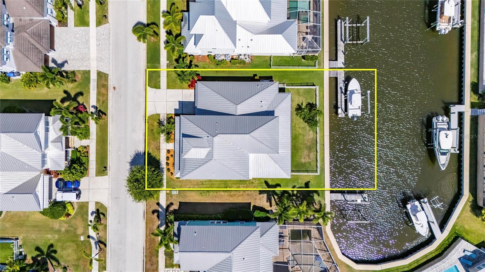 611 MIRABAY BLVD, APOLLO BEACH, FL, 33572