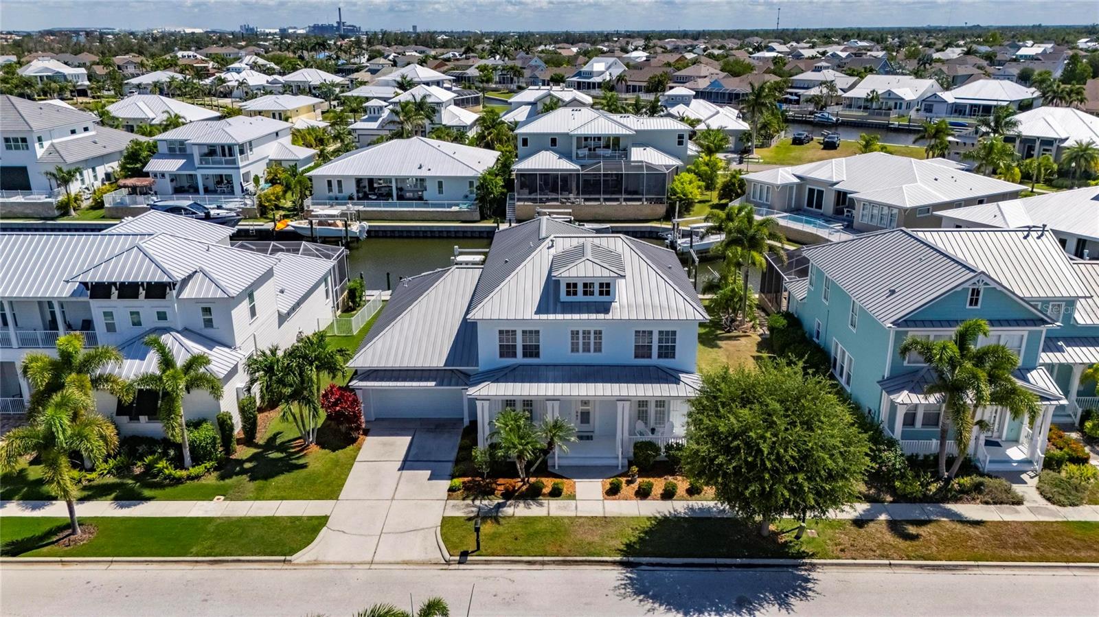 611 MIRABAY BLVD, APOLLO BEACH, FL, 33572