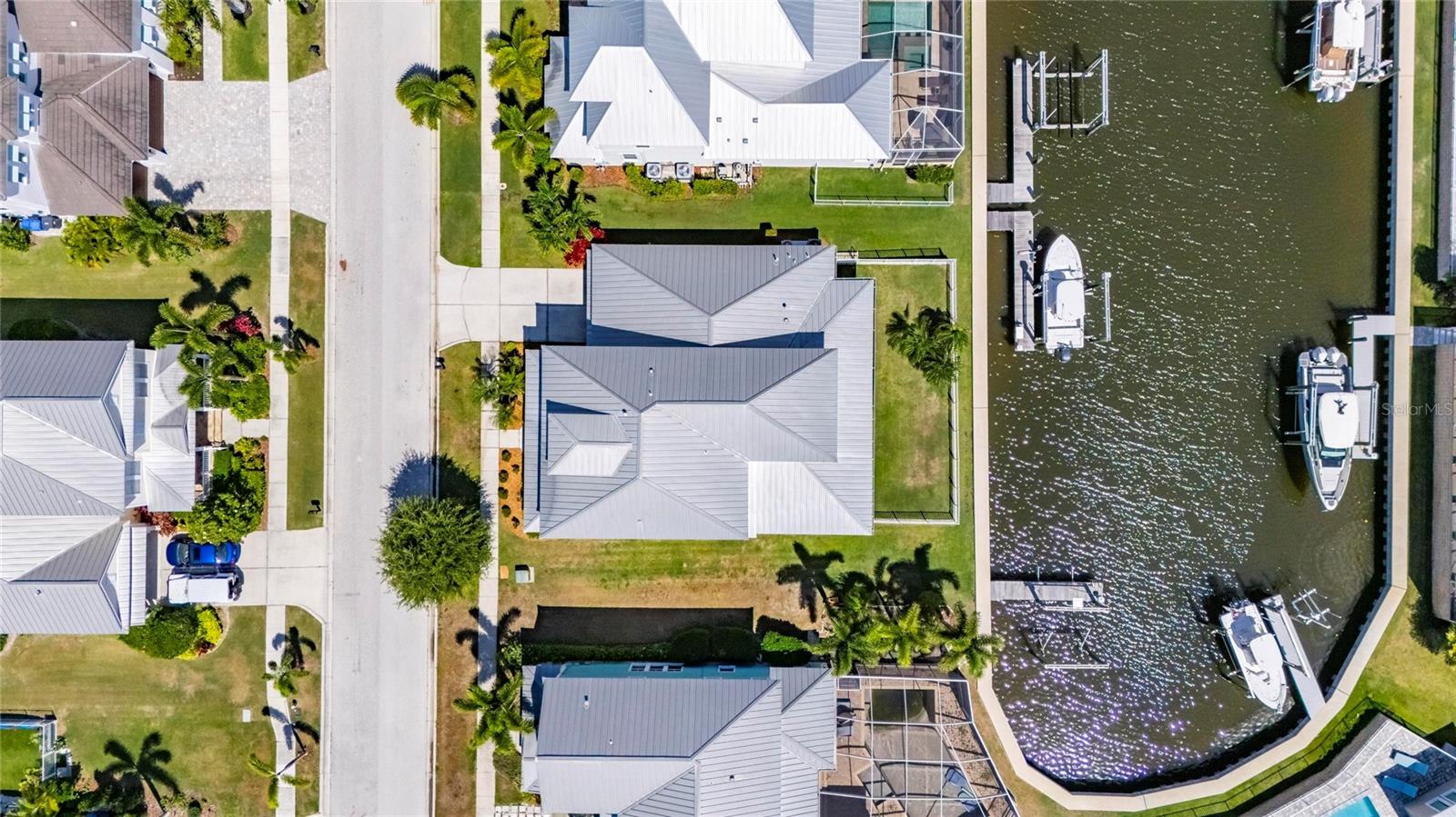611 MIRABAY BLVD, APOLLO BEACH, FL, 33572