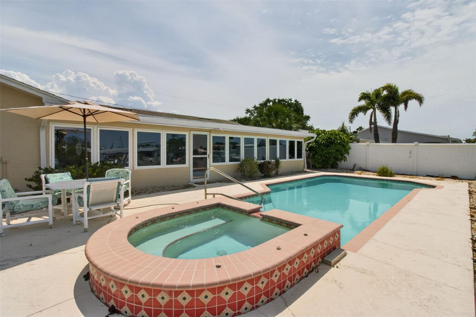 12050 7TH ST E, TREASURE ISLAND, FL, 33706