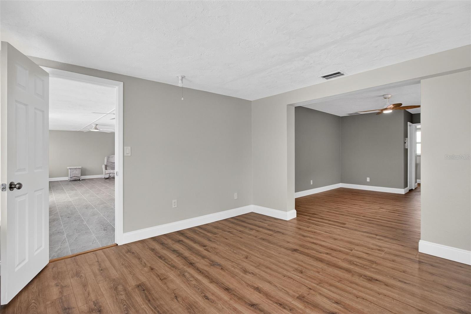 12050 7TH ST E, TREASURE ISLAND, FL, 33706