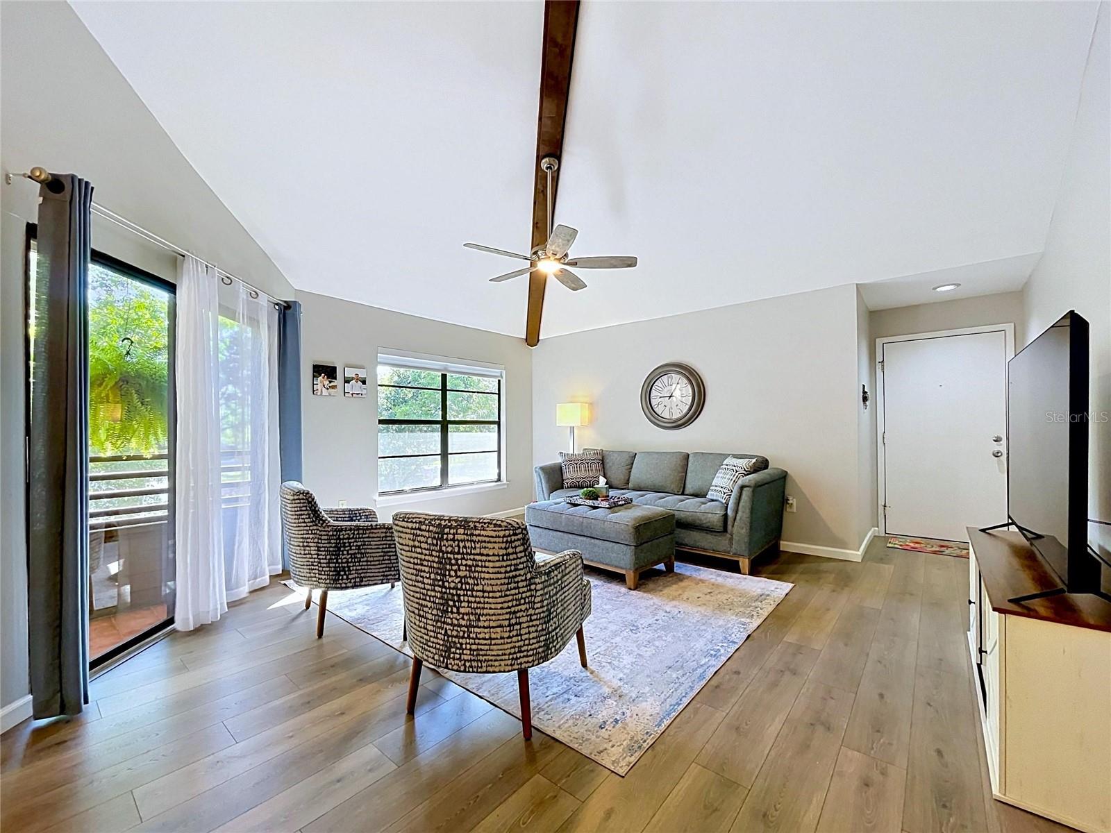 1006 LENNOX RD W #1006, PALM HARBOR, FL, 34683