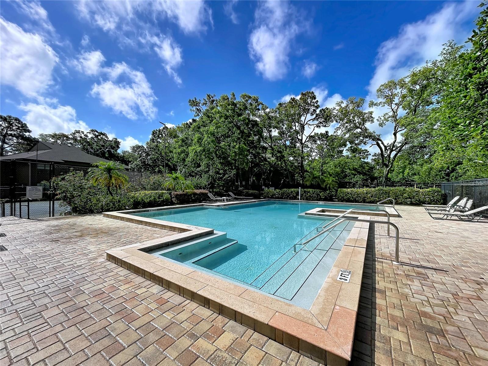 1006 LENNOX RD W #1006, PALM HARBOR, FL, 34683