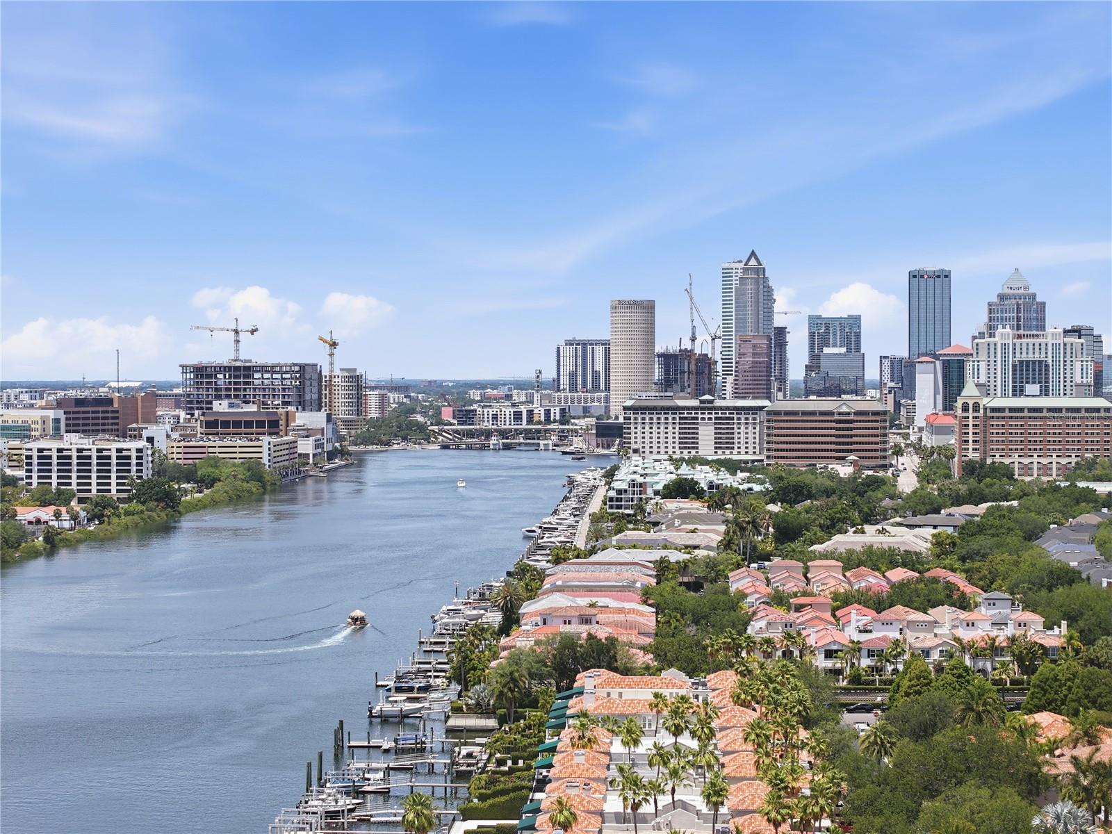 1449 HARBOUR WALK RD, TAMPA, FL, 33602