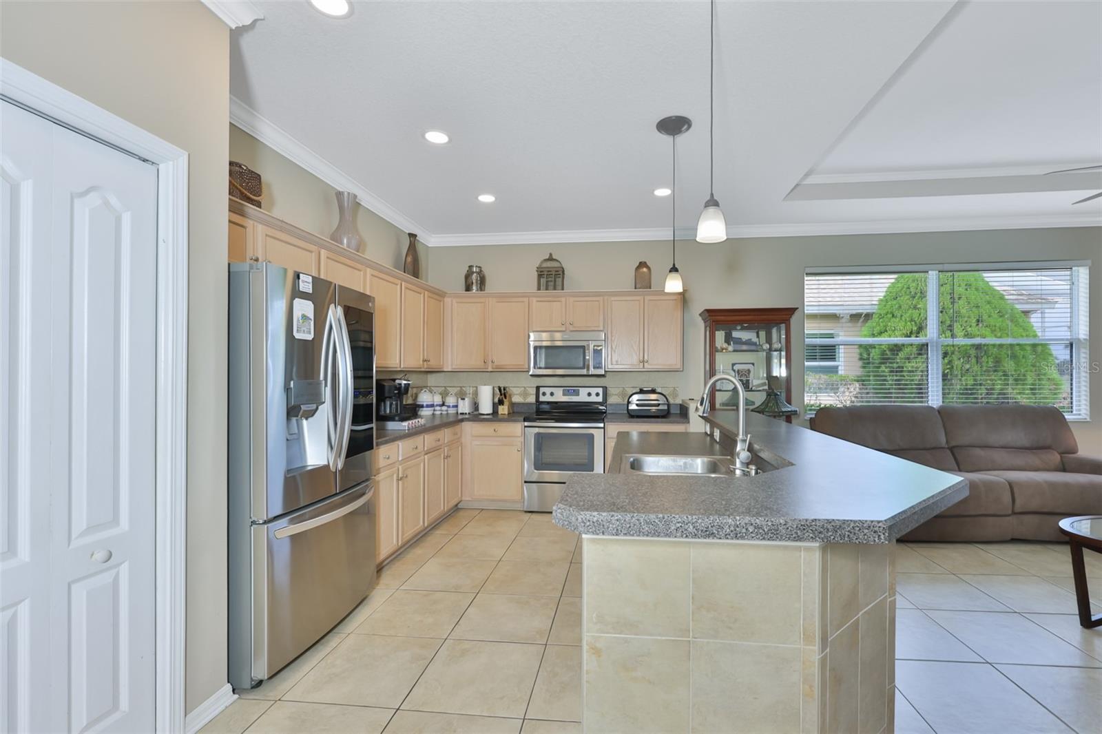 1907 STERLING GLEN CT, SUN CITY CENTER, FL, 33573
