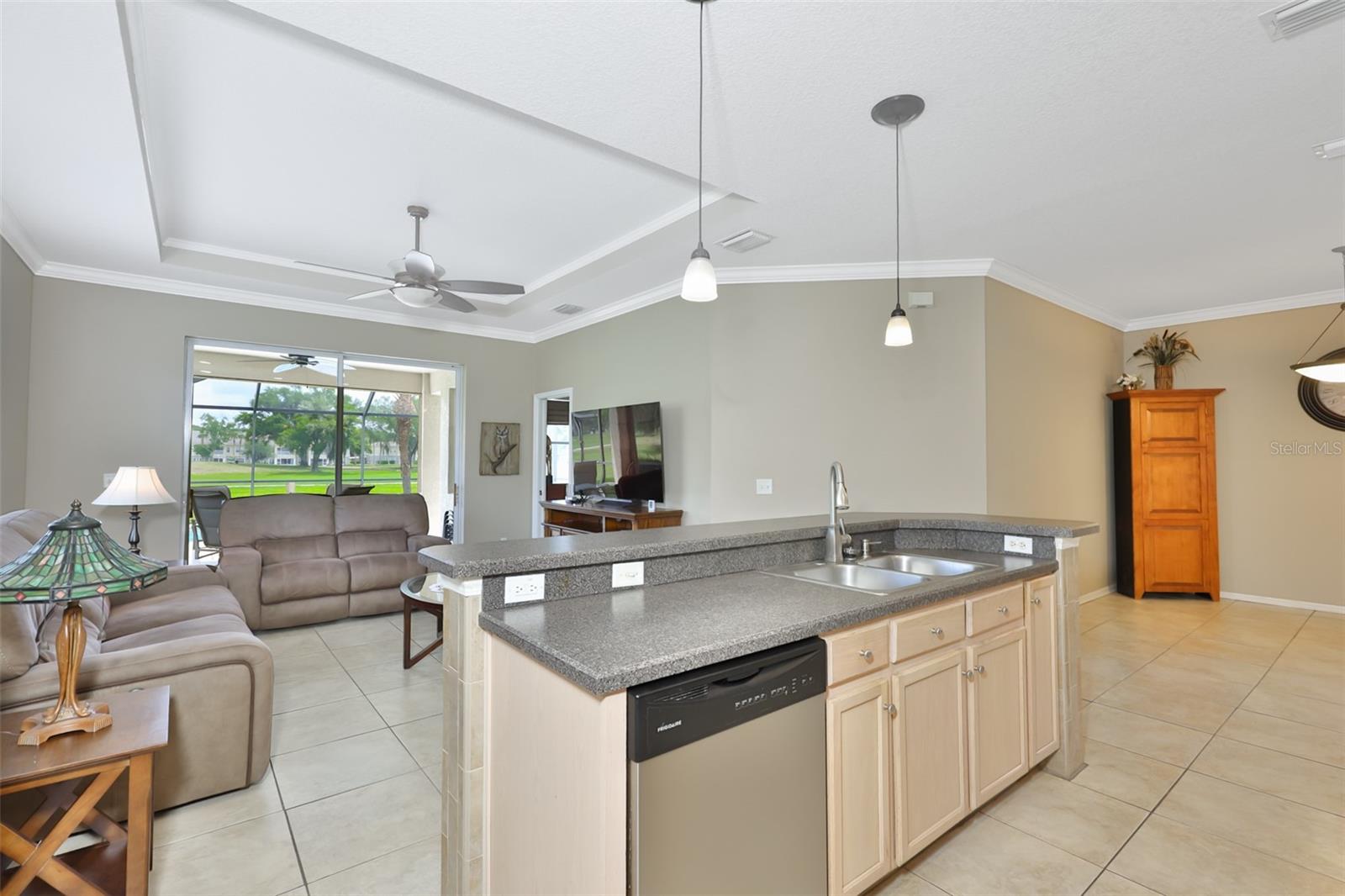 1907 STERLING GLEN CT, SUN CITY CENTER, FL, 33573