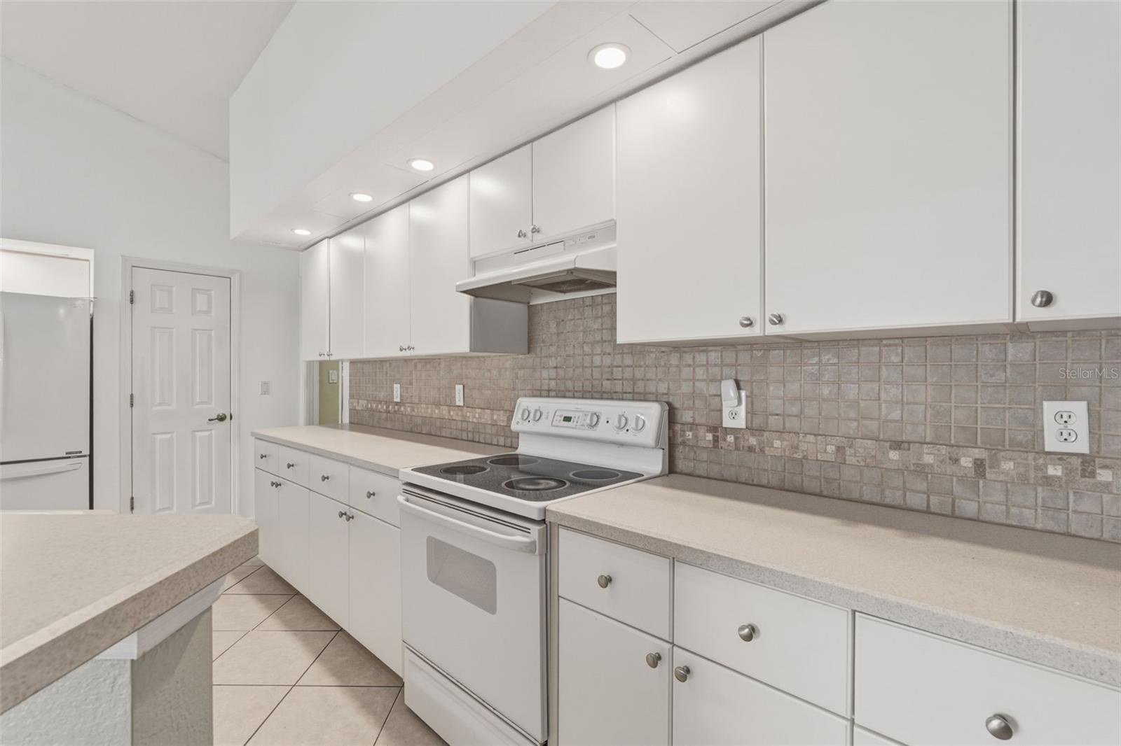 23244 SAFARI AVE, PORT CHARLOTTE, FL, 33954