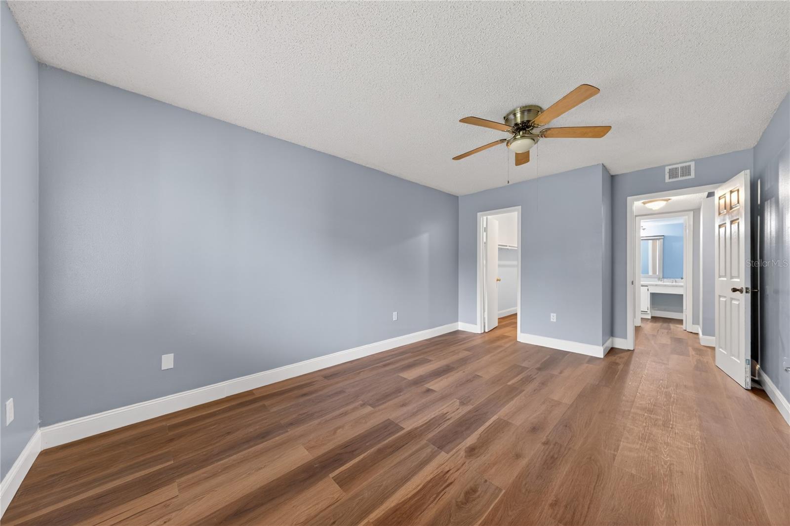 4205 S. SEMORAN BLVD #11, ORLANDO, FL, 32822