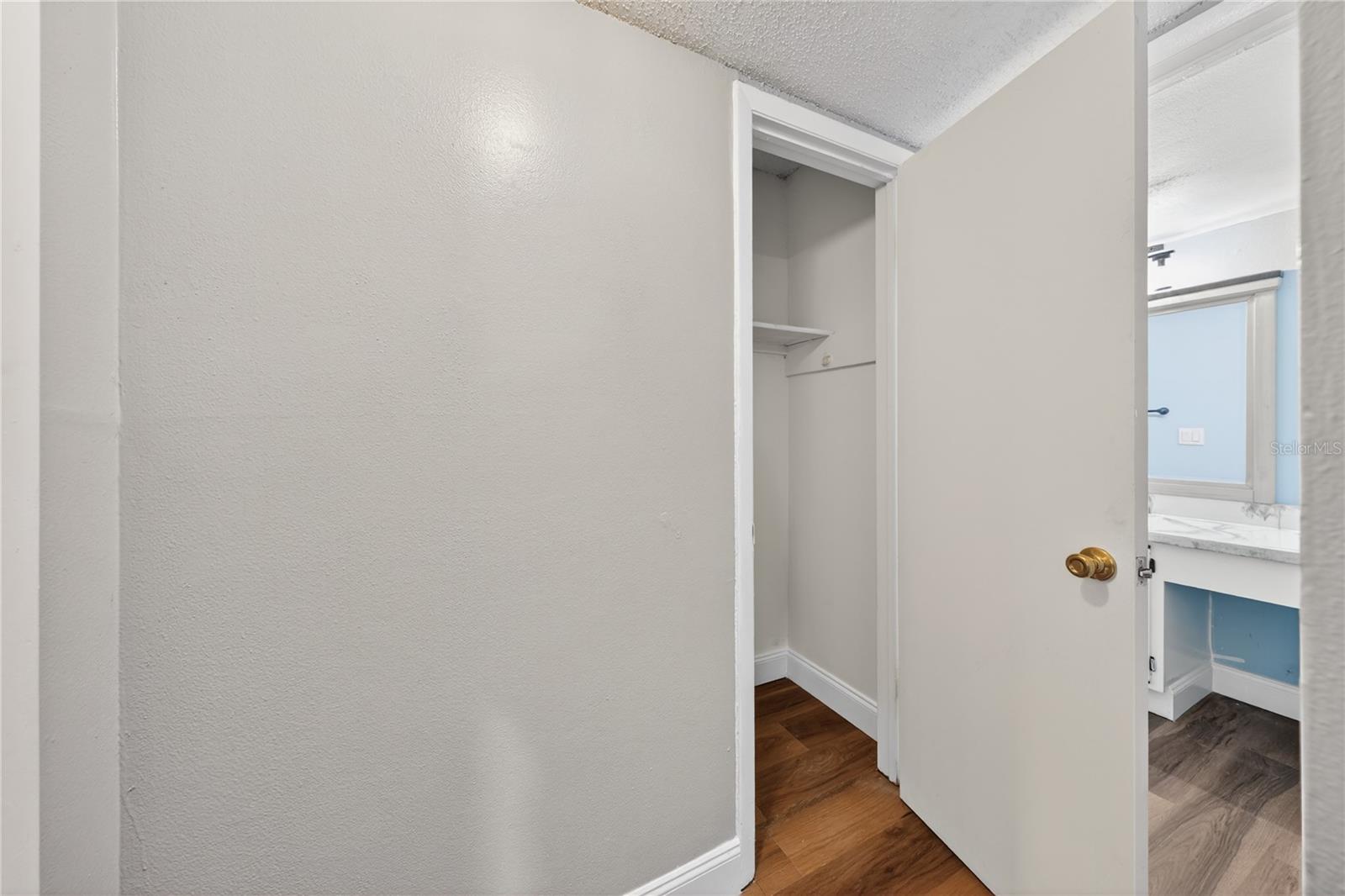 4205 S. SEMORAN BLVD #11, ORLANDO, FL, 32822