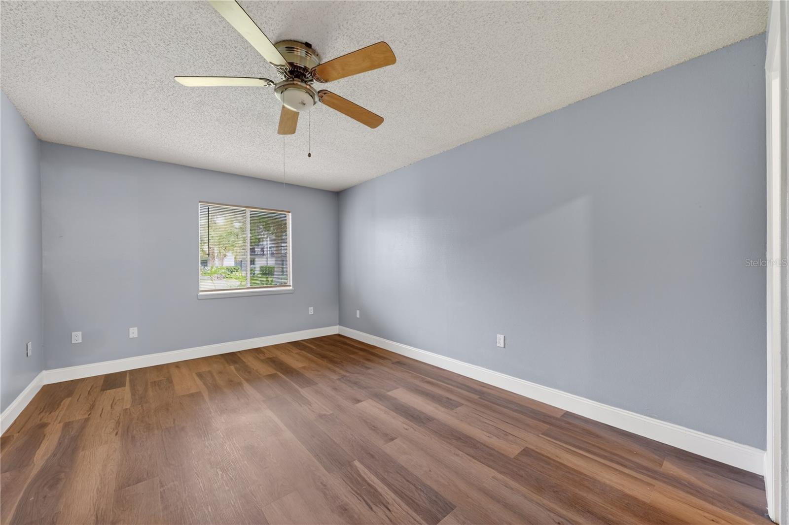 4205 S. SEMORAN BLVD #11, ORLANDO, FL, 32822