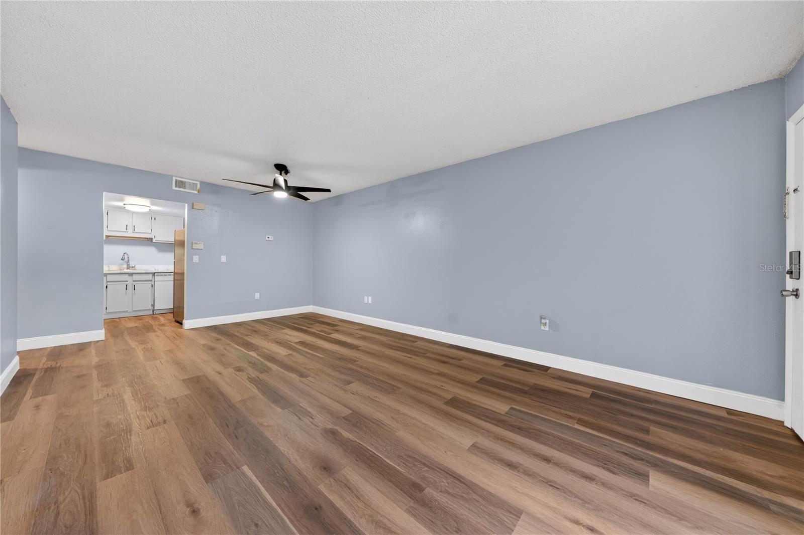 4205 S. SEMORAN BLVD #11, ORLANDO, FL, 32822