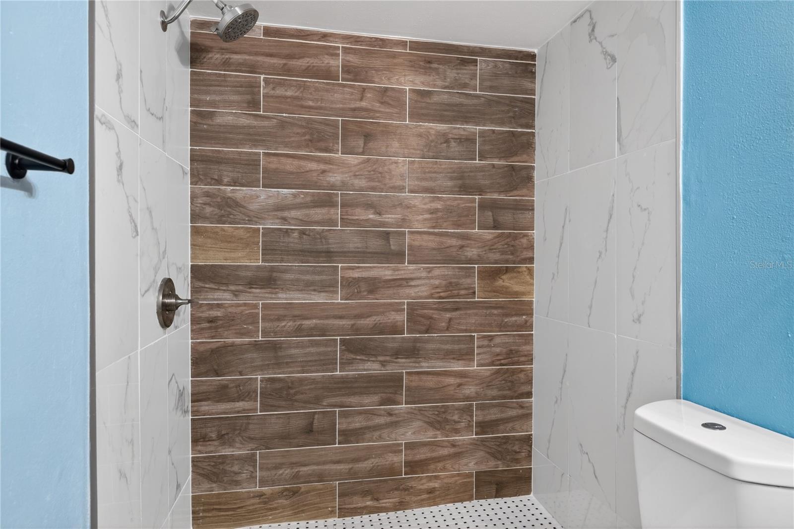 4205 S. SEMORAN BLVD #11, ORLANDO, FL, 32822