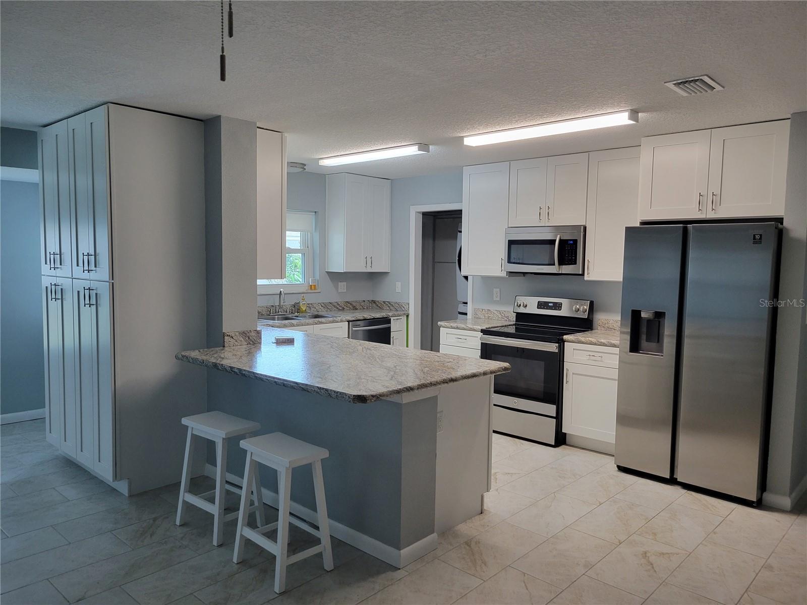 714 CYPRESS PL, SUN CITY CENTER, FL, 33573