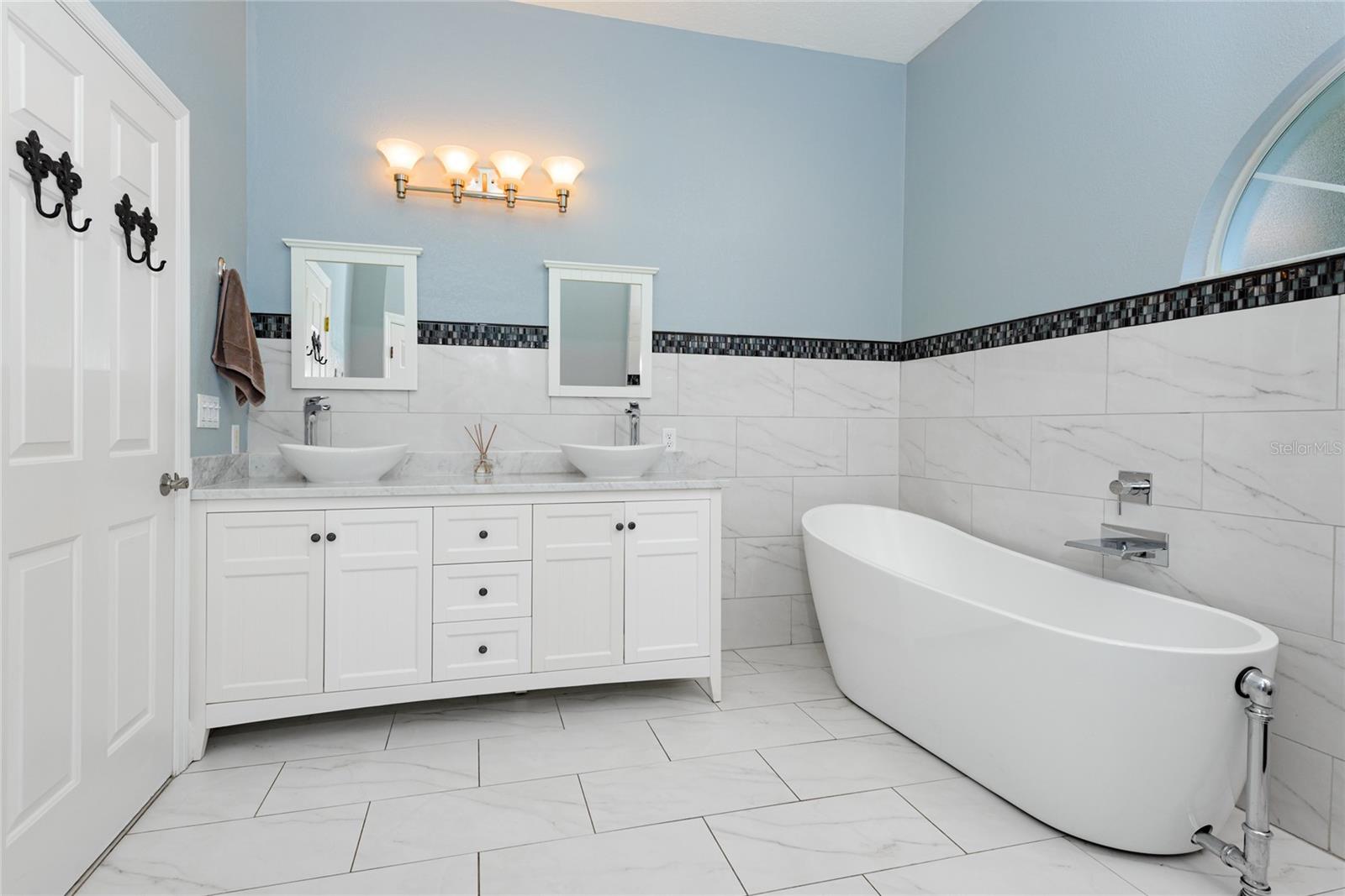 370 S LOST LAKE LN, CASSELBERRY, FL, 32707