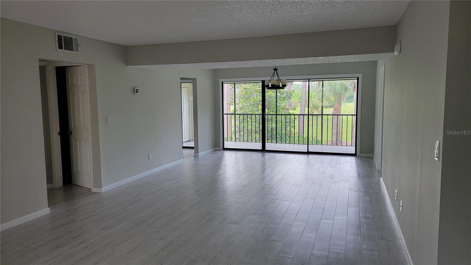 275 INDIGO DR #204, DAYTONA BEACH, FL, 32114