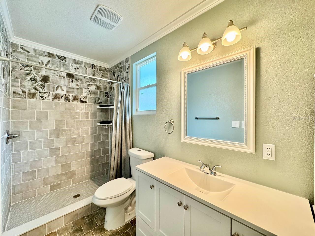 5907 N OLA AVE, TAMPA, FL, 33604