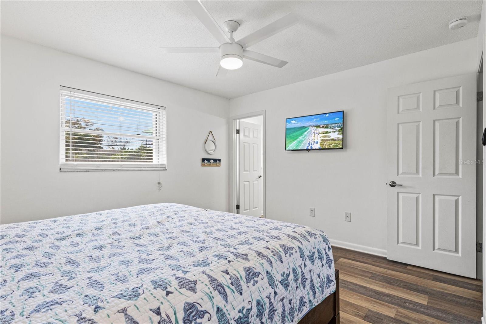 2572 JEFFERSON CIR, SARASOTA, FL, 34239