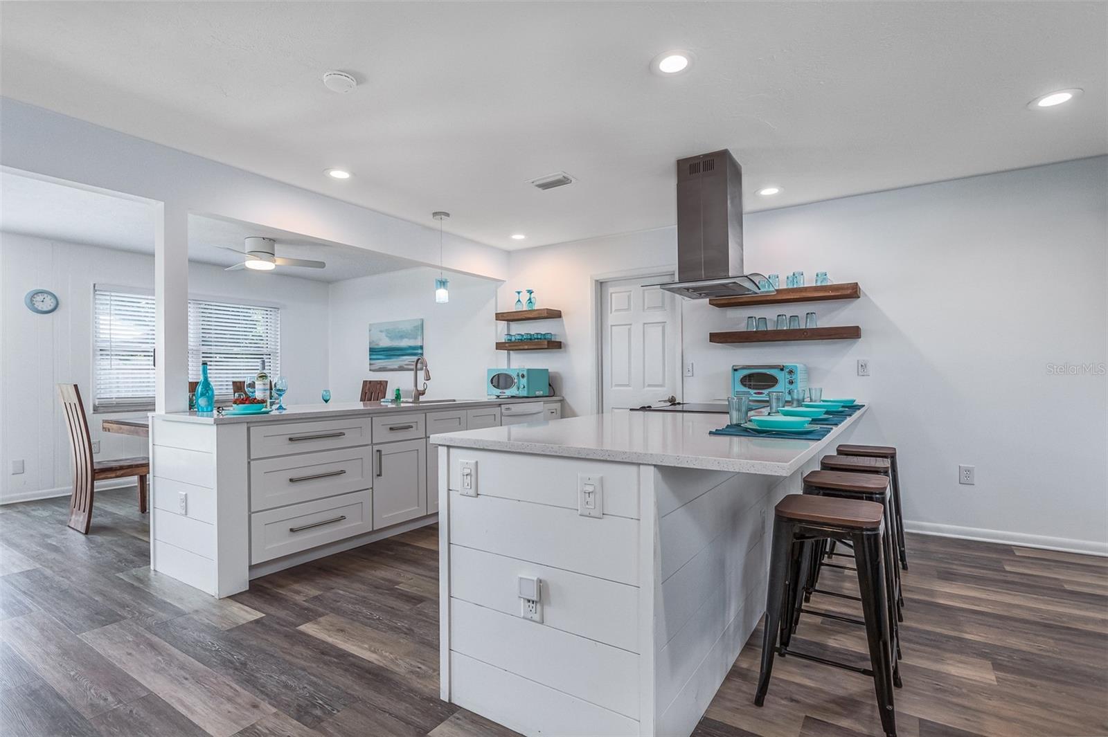 2572 JEFFERSON CIR, SARASOTA, FL, 34239