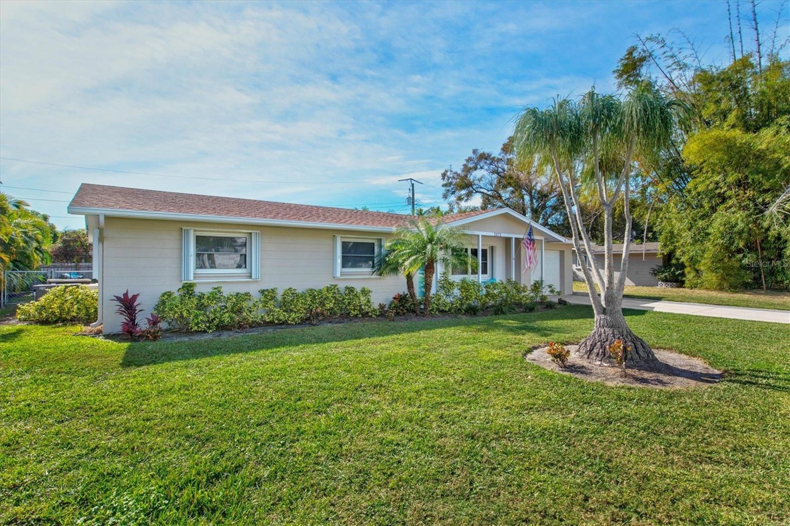 2572 JEFFERSON CIR, SARASOTA, FL, 34239