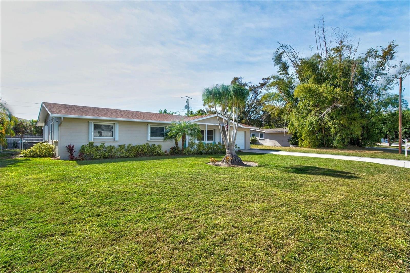 2572 JEFFERSON CIR, SARASOTA, FL, 34239